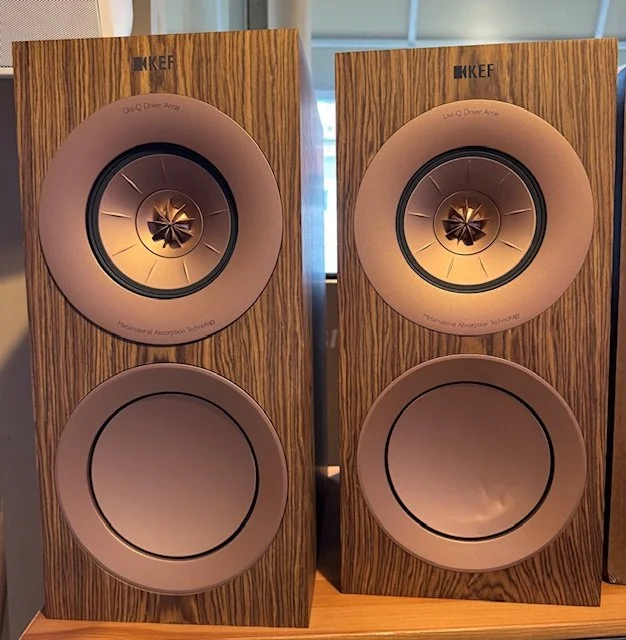 KEF R3 Meta Walnut - Demo — Chisholm TV & Stereo